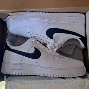 Air Force 1 '07 size 10 mens